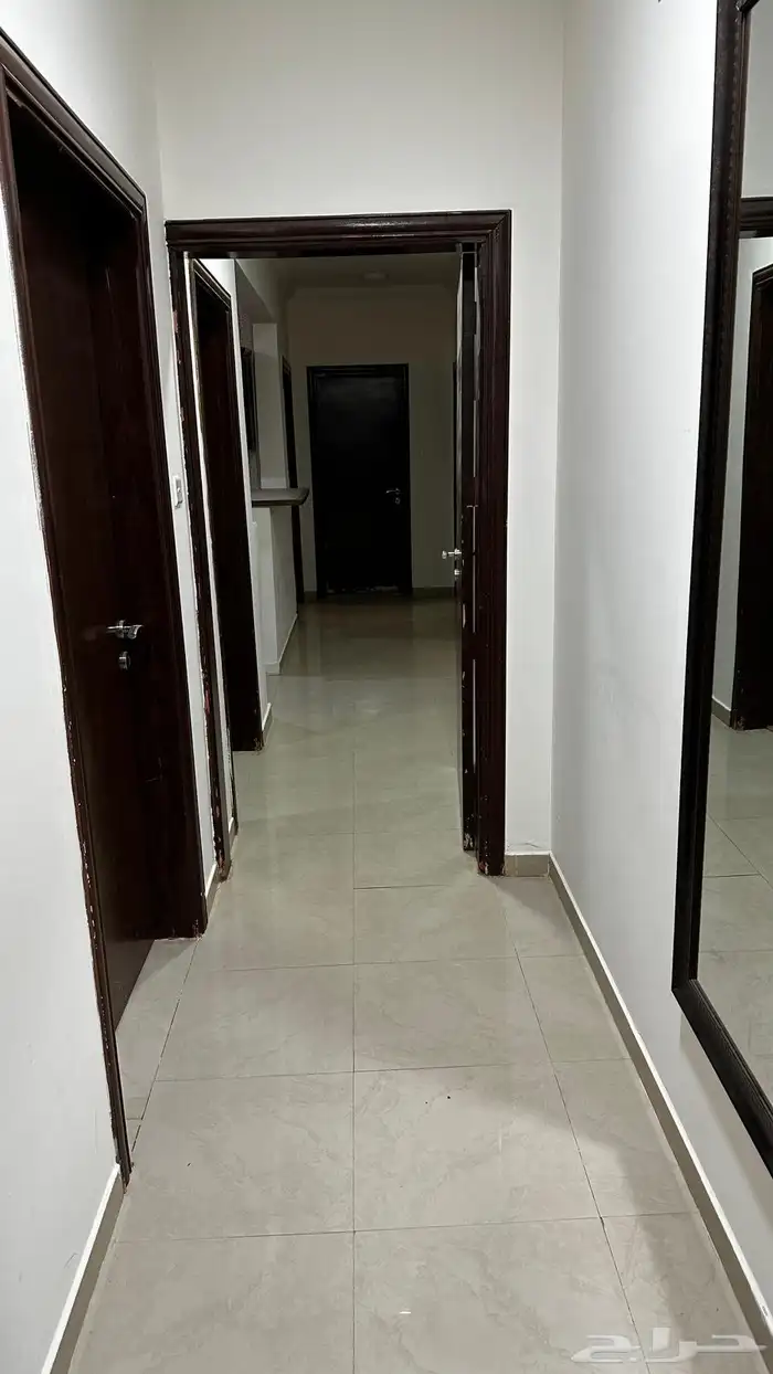 للبيع شقه مستعمله في اول لبن شارع كراتشي 0