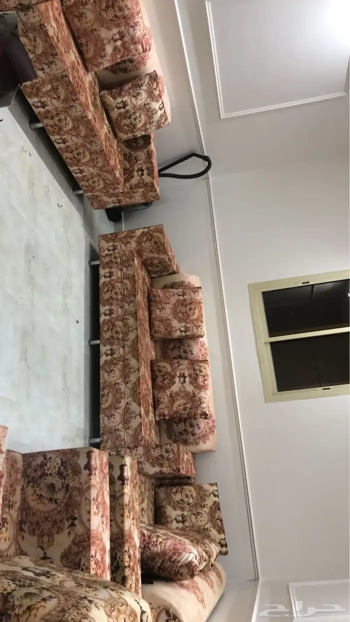 كنب 6 قطع جديد   وطاولات للبيع من عفيف 0