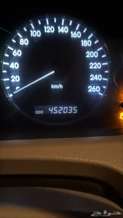 تويوتا افالون 2009 ابيض 11