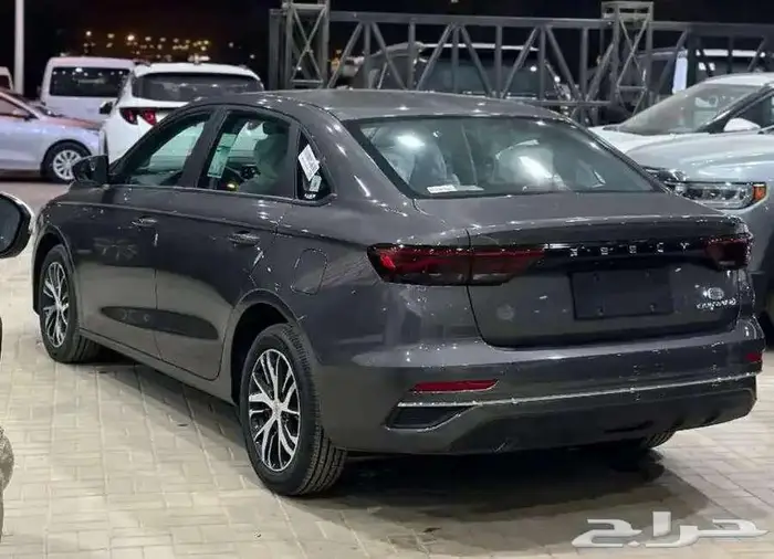 جيلي امجراند ستاندر 1.5 2025 عرض خاص 1