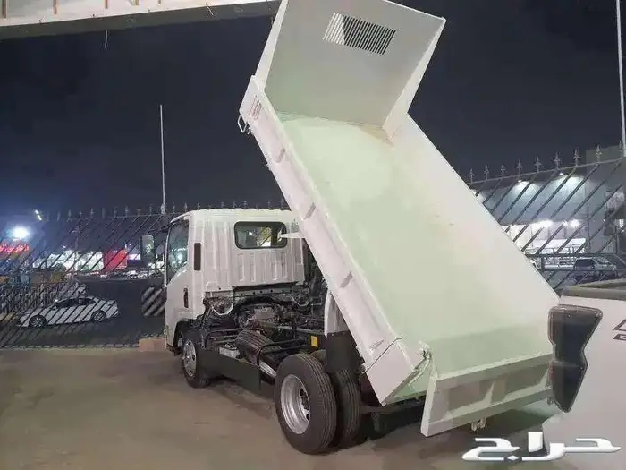 قلاب ايسوزو 3 طن 2025 0