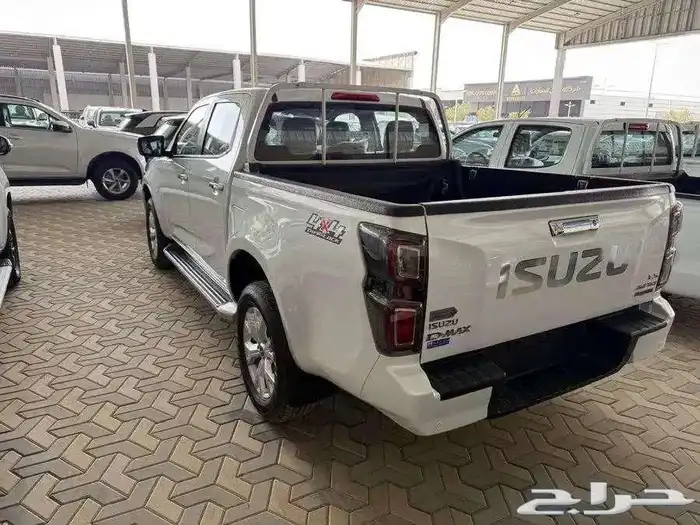 إيسوزو ديماكس Gt 2025 7