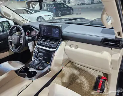 تويوتا لاندكروزر VXR..2023((تم البيع )) 50