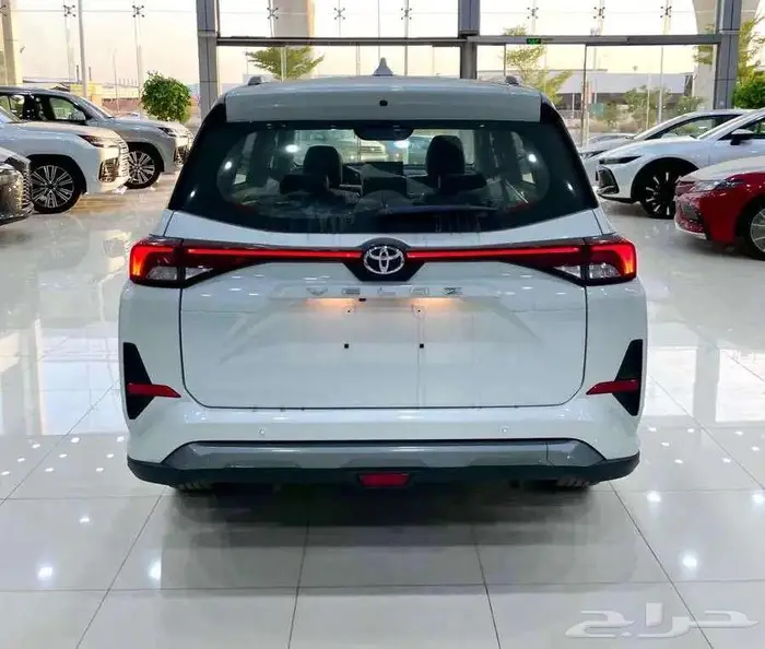 تويوتا فيلوز ( GLX ) موديل 2025 أقل الأسعار 2