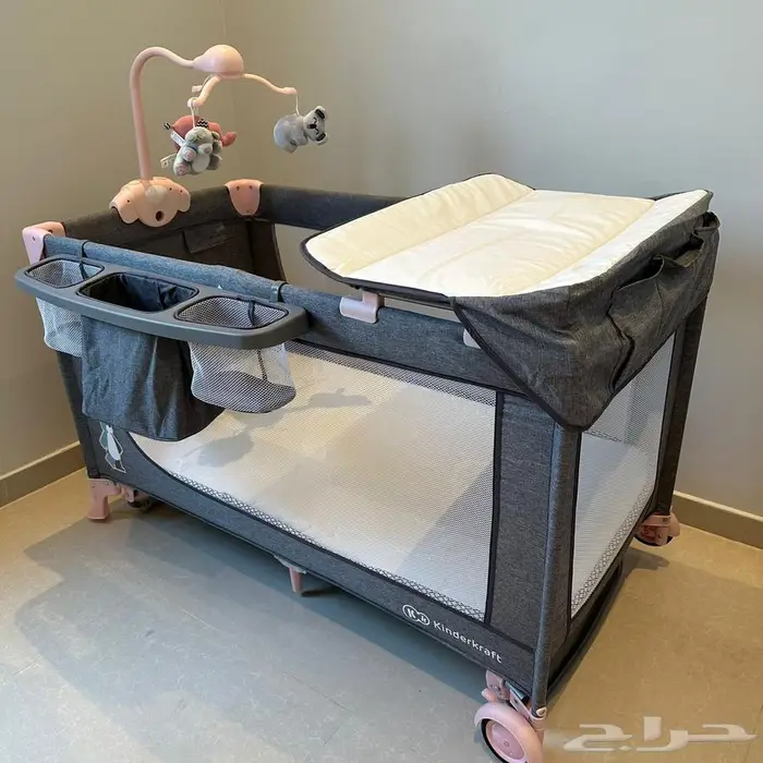 سرير اطفال ماركة 0