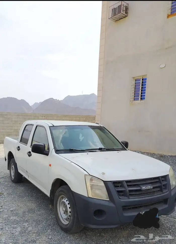 ايسوزو 2009 نضيف 3