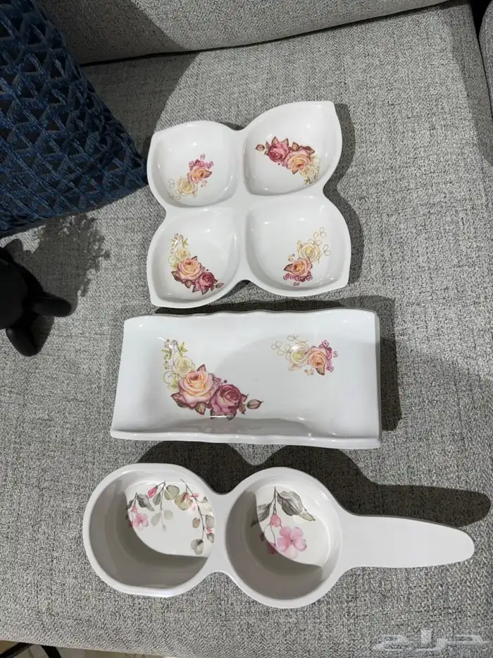 صحون أكريلك أشكال متنوعة 0