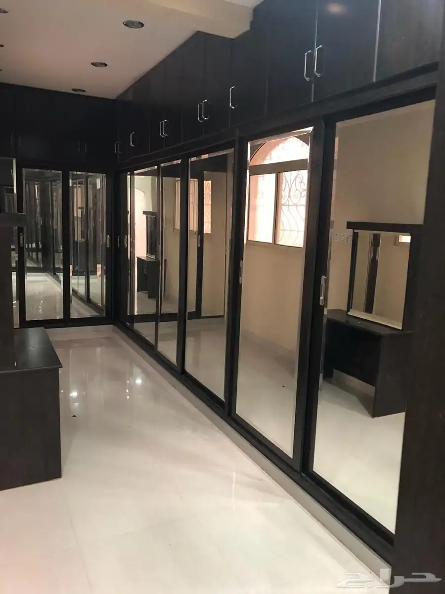 فيلا كبيرة مؤثثة للبيع بحي الشفاء بحائل 9