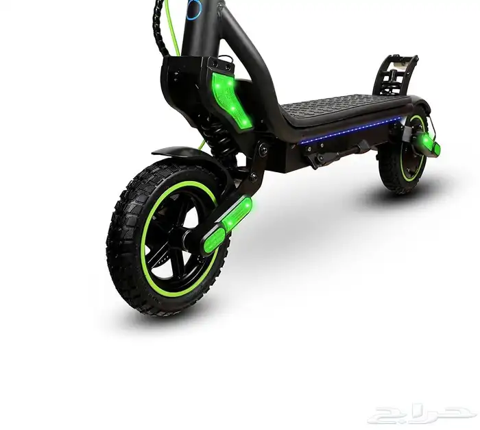 سكوتر MT650 مع هدايا 1