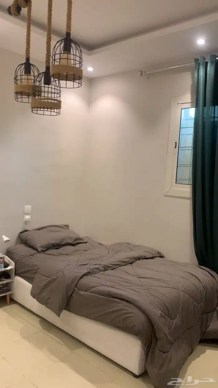 سرير مع مرتبه 1