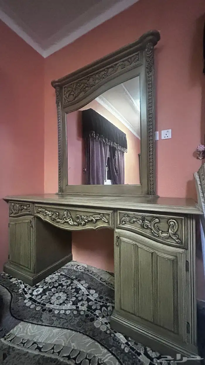 غرفه نوم مكونه من 5 قطع 2