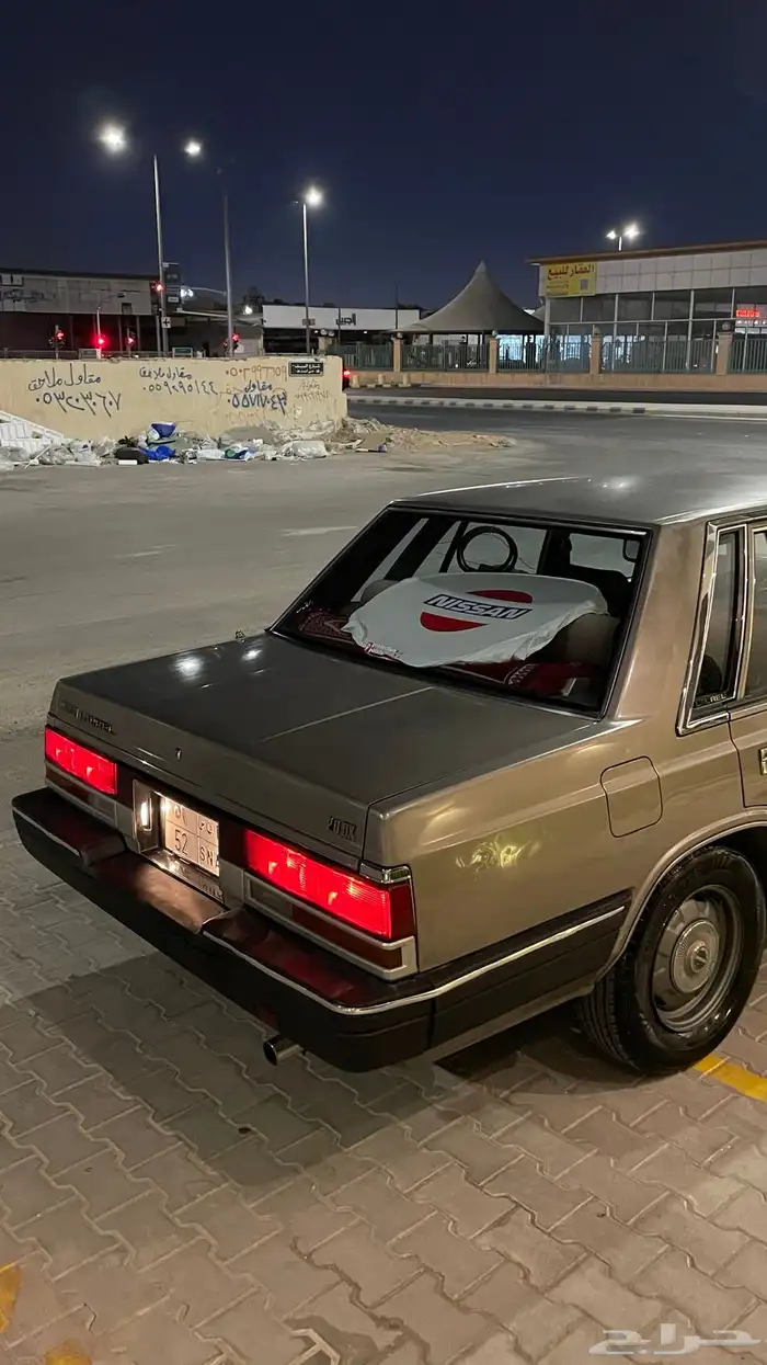 نيسان لوريل ميتين ال 200L 1985 وكاله مخزن كلاسيك 3