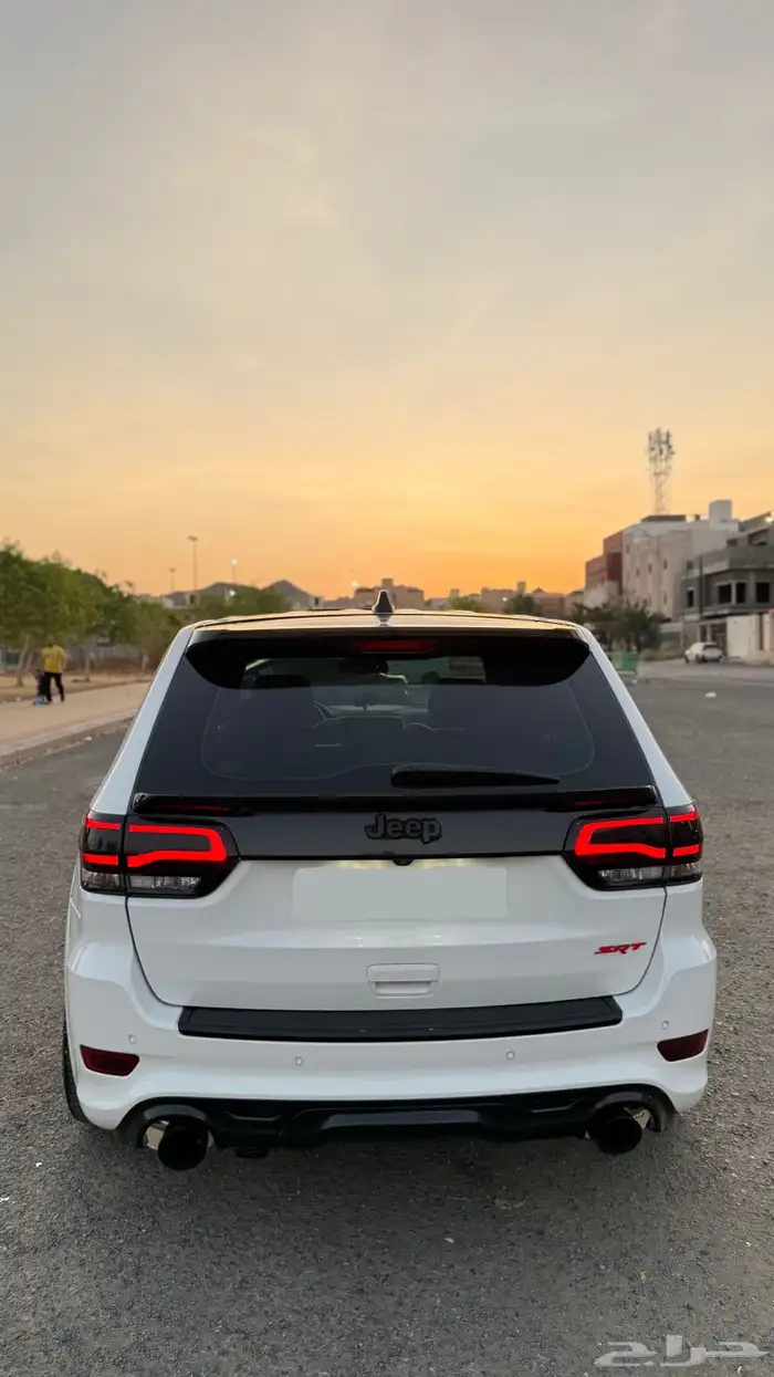 جراند شيروكي SRT 4