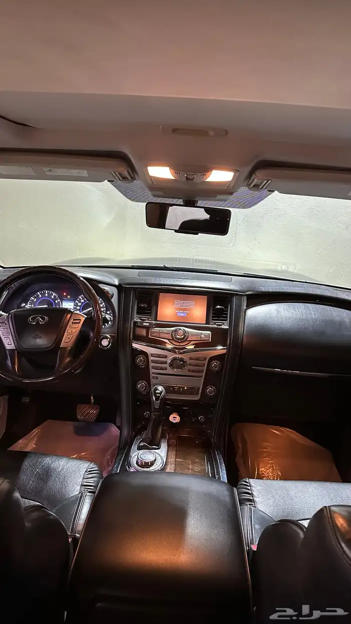 انفنتي QX80 9