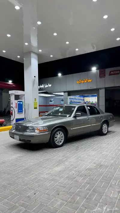 للبيع فورد جراند ماركيز 0