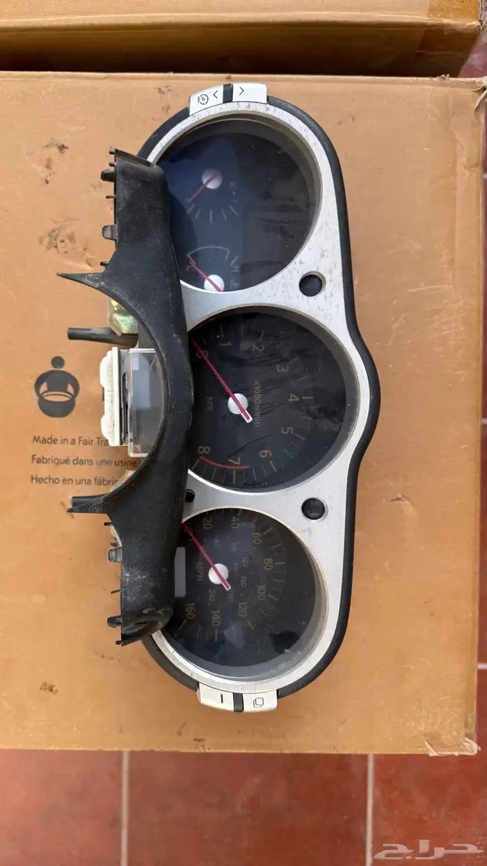 للبيع قطع نيسان زد 350z (Z33) 37