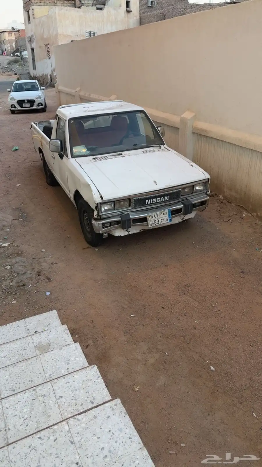 نيسان ددسن 1984 0
