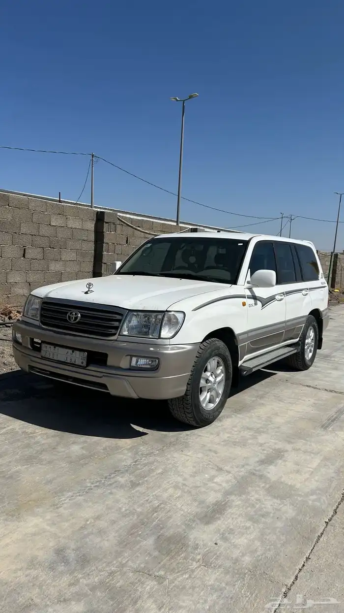جيب لاند كروزر موديل 2005 1