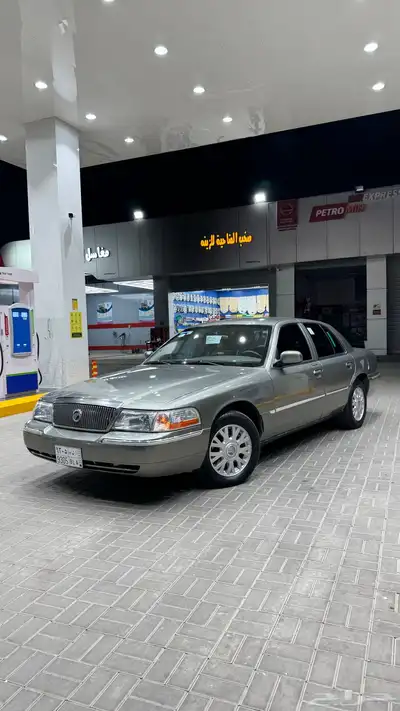 للبيع فورد جراند ماركيز 3