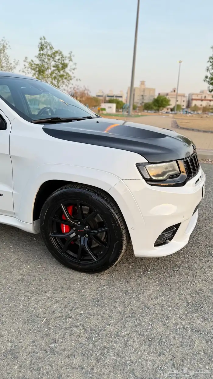 جراند شيروكي SRT 8