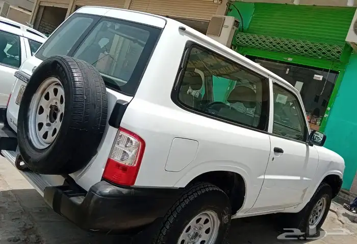نيسان باترول 2004 3