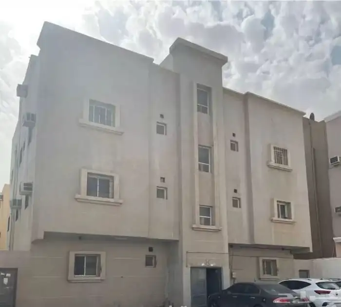 للبيع عمارة سكنية في الدمام - حي النور 1