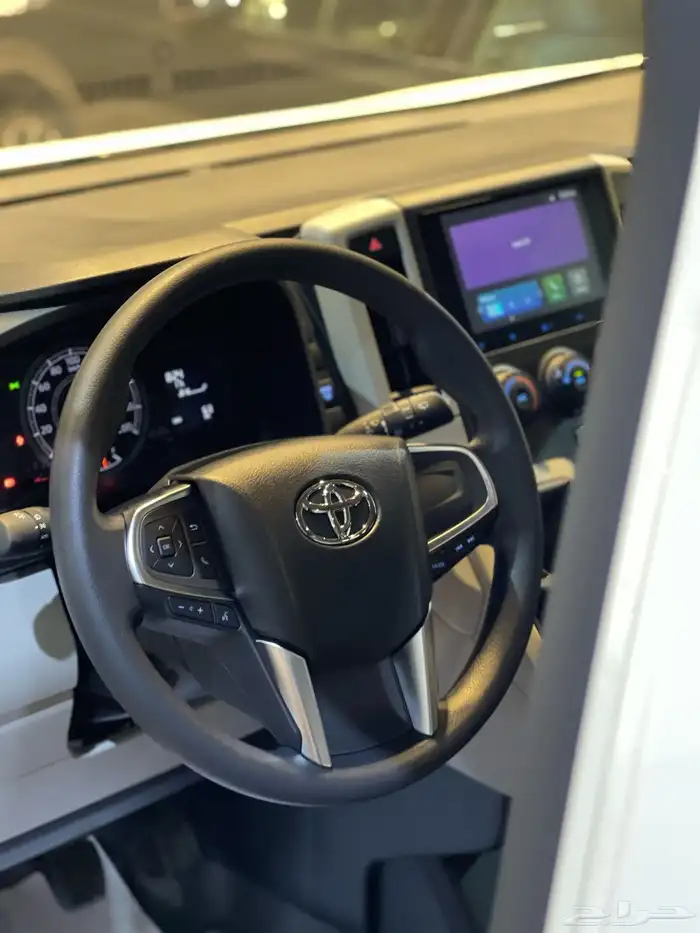 باص هايس 13 راكب 9