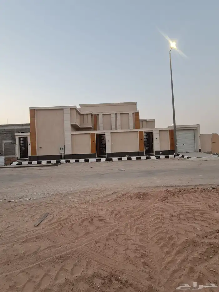 للبيع دور وشقة حي اليرموك حفرالباطن 12