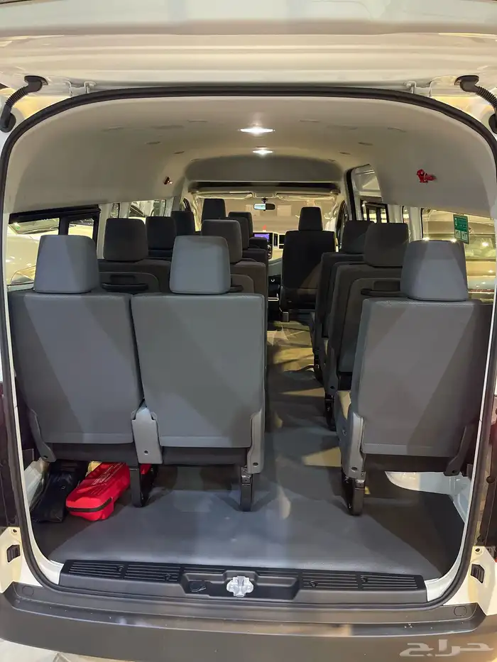 باص هايس 13 راكب 6