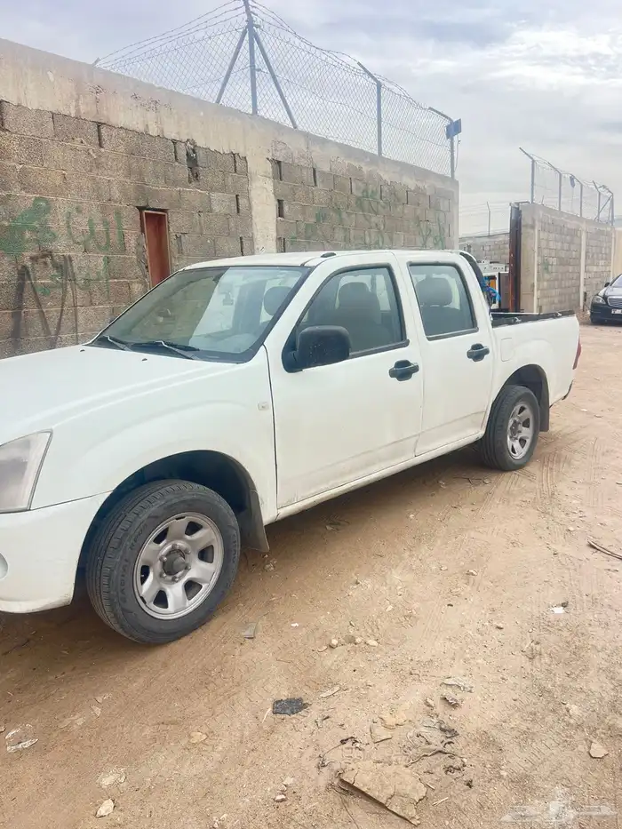 وانيت ايسوزو مديل 2009 0