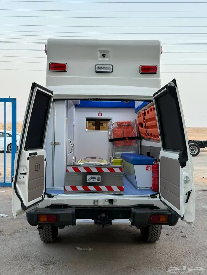 اسعاف مجهز 3