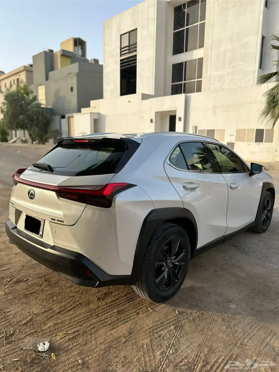 لكزس ux 2019 بريمي 3
