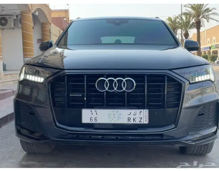 اودي Q7 نظيفه جدا 11