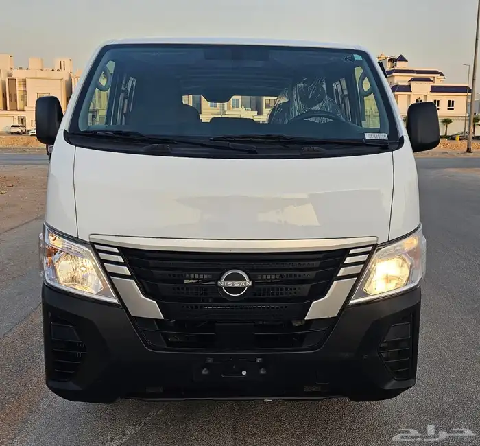 باص نيسان اورفان بضاعه 2023 ديزل 2