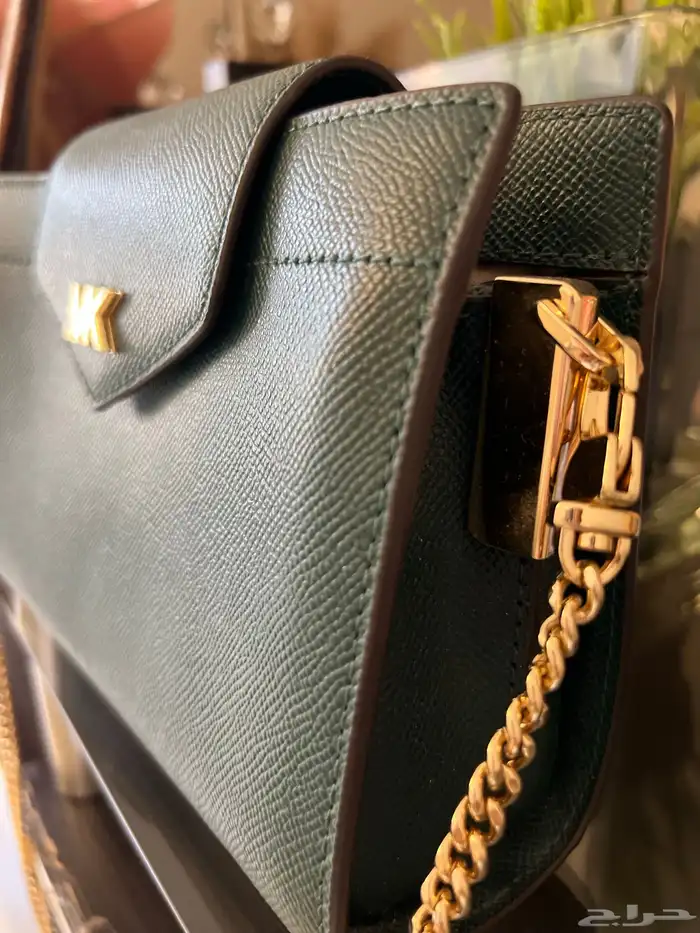 شنطة مايكل كورس نسائيه جديده 0