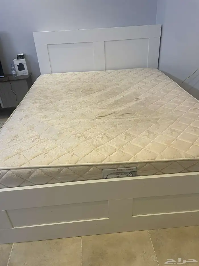 سرير ايكيا مقاس 180 200 1