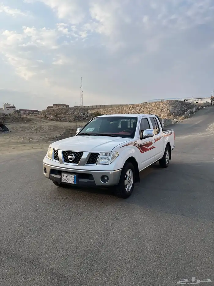 نافار 2015 قير عادي عداد قليل(تم البيع ) 0