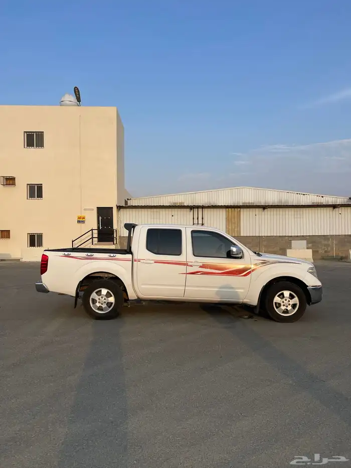 نافار 2015 قير عادي عداد قليل(تم البيع ) 3