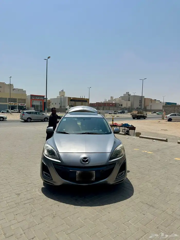 مازدا 3 فل كامل للبيع او البدل 1