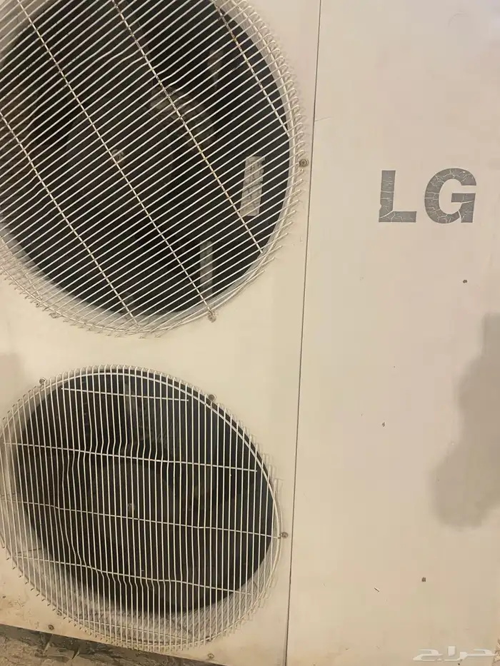 مكيف دولابي LG 55 وحده نظيف على الشرط 4