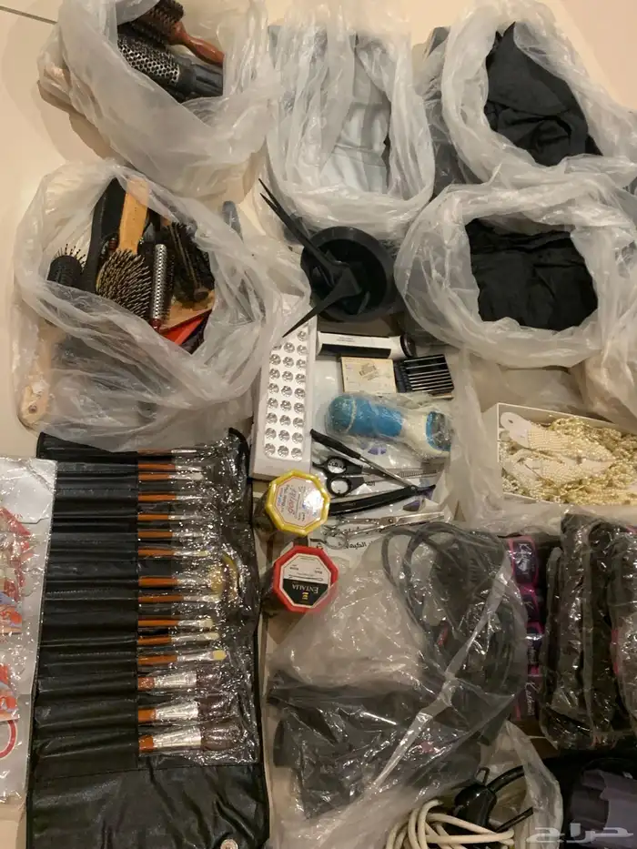 ادوات مشغل حلاق صالون مستعمله نظيفه للبيع 2