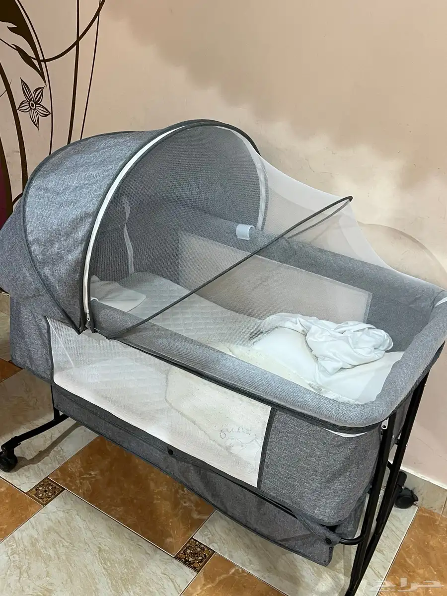 سرير اطفال مواليد 1