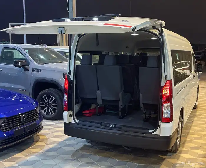 باص هايس 13 راكب 3