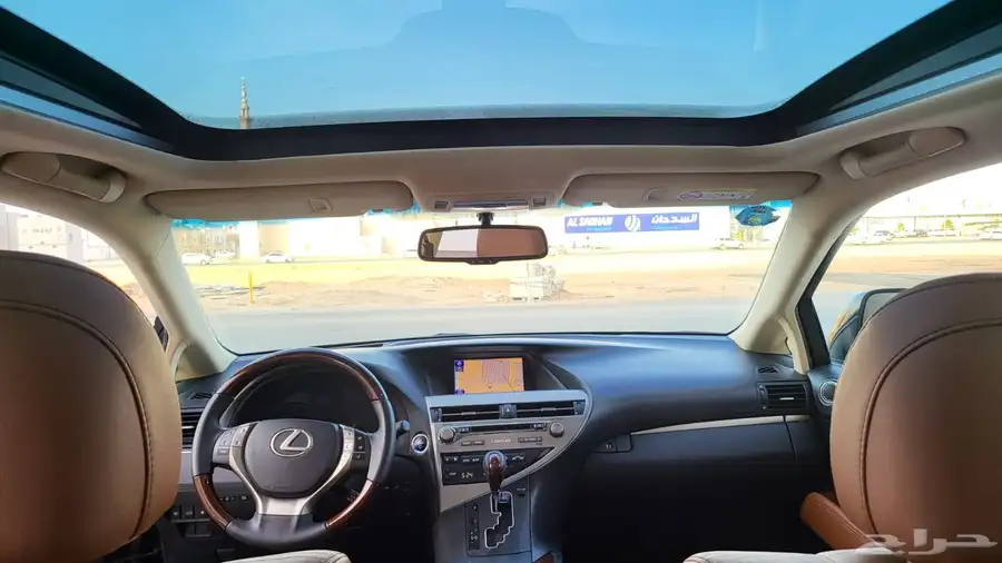2015RX 450 H مخزن 15