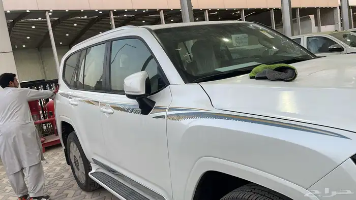 خط جيب لاندكروز 2025 VXRفطيمي وكاله وتجاري 1