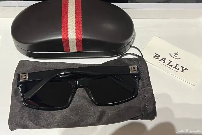 فرزاتشي قوتشي شانيل شوبارد بالمان دسكوارد2 4