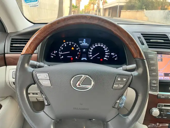 لكزس مخزن 460 L سعودي (تم البيع) 63