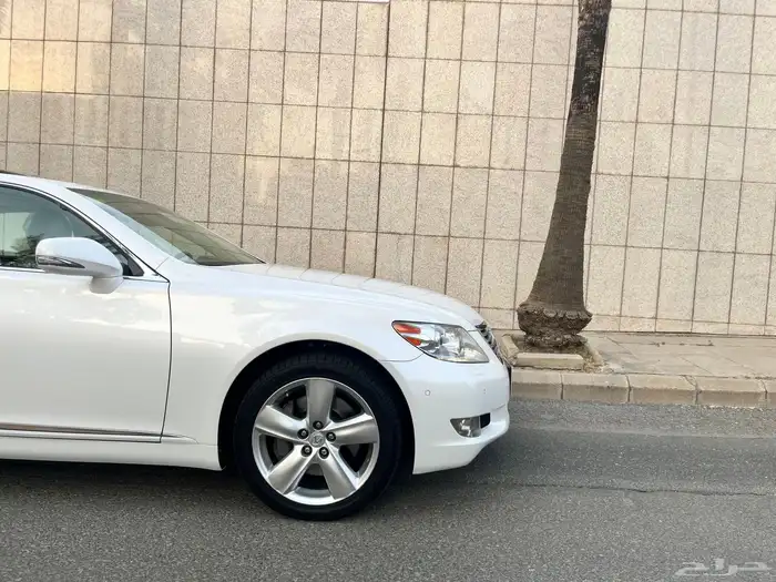لكزس مخزن 460 L سعودي (تم البيع) 27