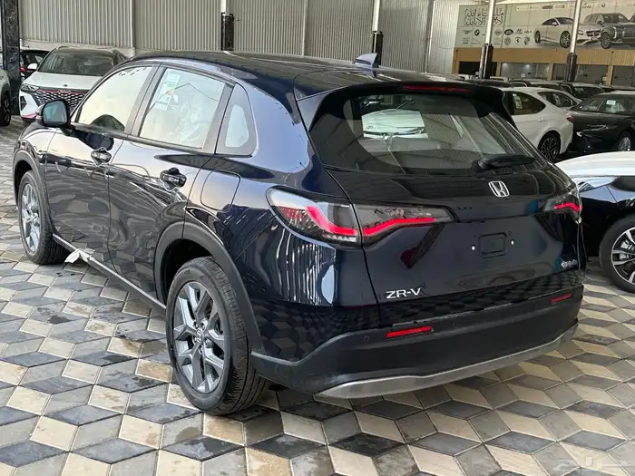 تصفيه نهاية السنه هوندا ZRV خليجي استاندر 2024 3