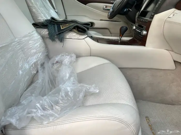 لكزس مخزن 460 L سعودي (تم البيع) 39
